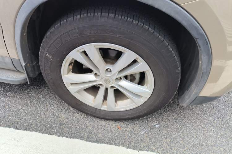 Used Renault Koleos 2018 2.0L Two-Wheel-Drive Luxury Edition Right Front Wheel Hub