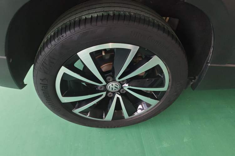 Used Volkswagen Tharu 2020 280TSI Two-Wheel Drive Luxury Plus Version China VI Standard Right Rear Wheel Hub