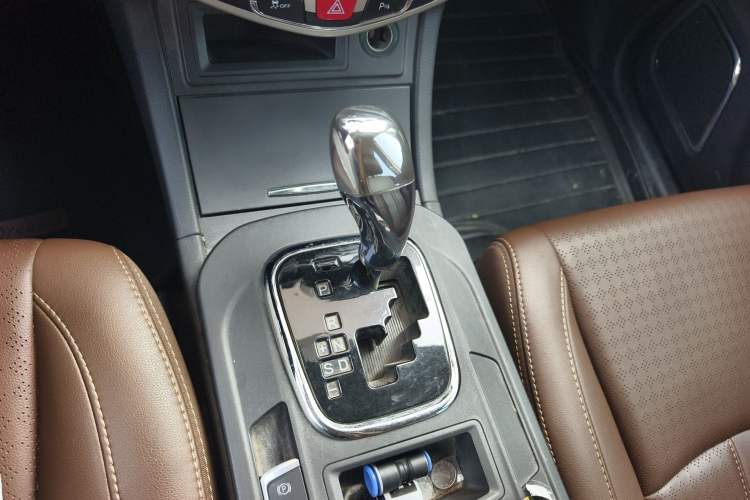 Used BYD S7 2015 2.0T Upgraded Automatic Luxury Version