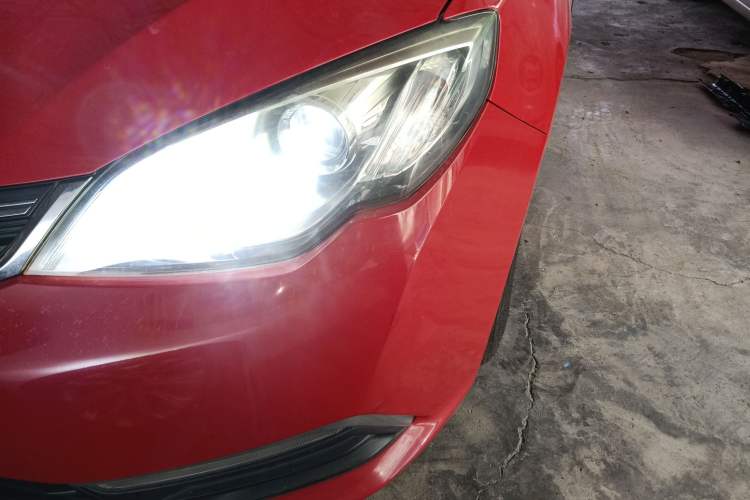 Used Roewe 360 2015 1.5L Automatic Luxury Edition
