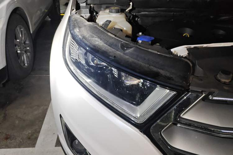 Used Ford Edge 2016 EcoBoost 245 Two-Wheel-Drive Titanium 7-Seater
