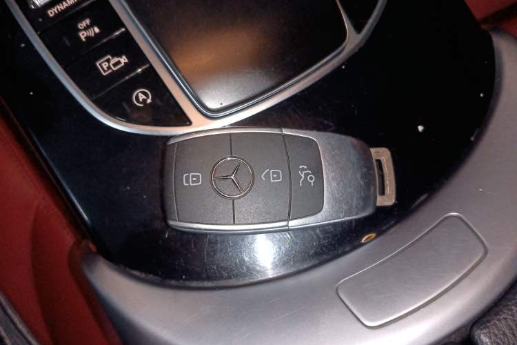 Used Mercedes-Benz C-Class 2019 C 260 Sport Edition Vehicle Key