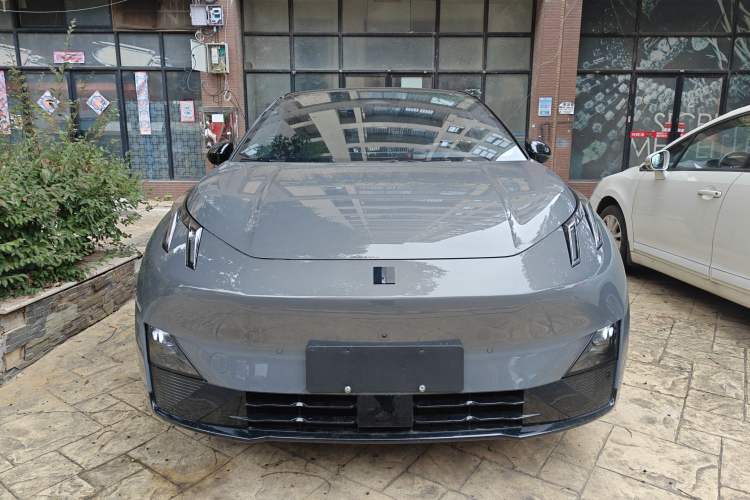 Used Lynk & Co Z20 2025 530 km Range Rear-Wheel Drive Max
