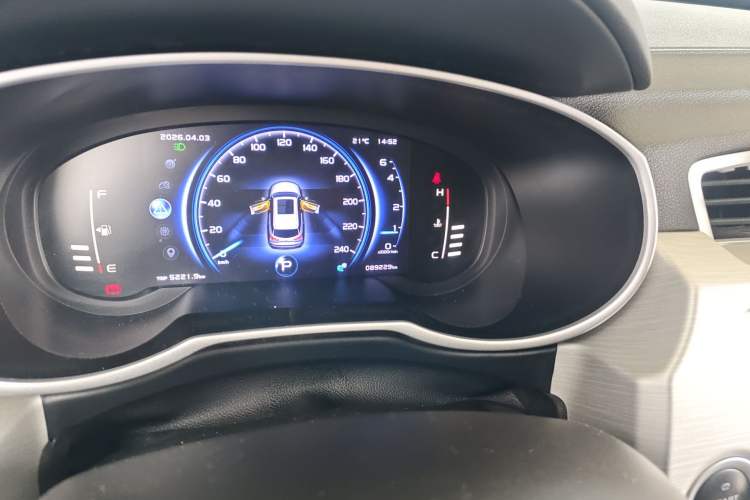 Used Geely Auto Emgrand X7 Sport 2020 1.8TD DCT Two-Wheel Drive Smart Connect 4G-Enabled Version Odometer Close Up