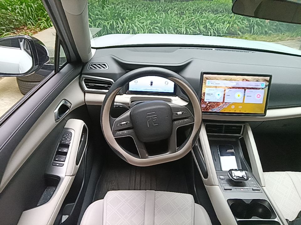 BYD Yuan UP 2024 401KM Leading Edition — снимка 13