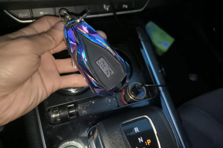 Used Hongqi HS5 2022 Revised Version 2.0T Smart Connect Flagship Edition Vehicle Key