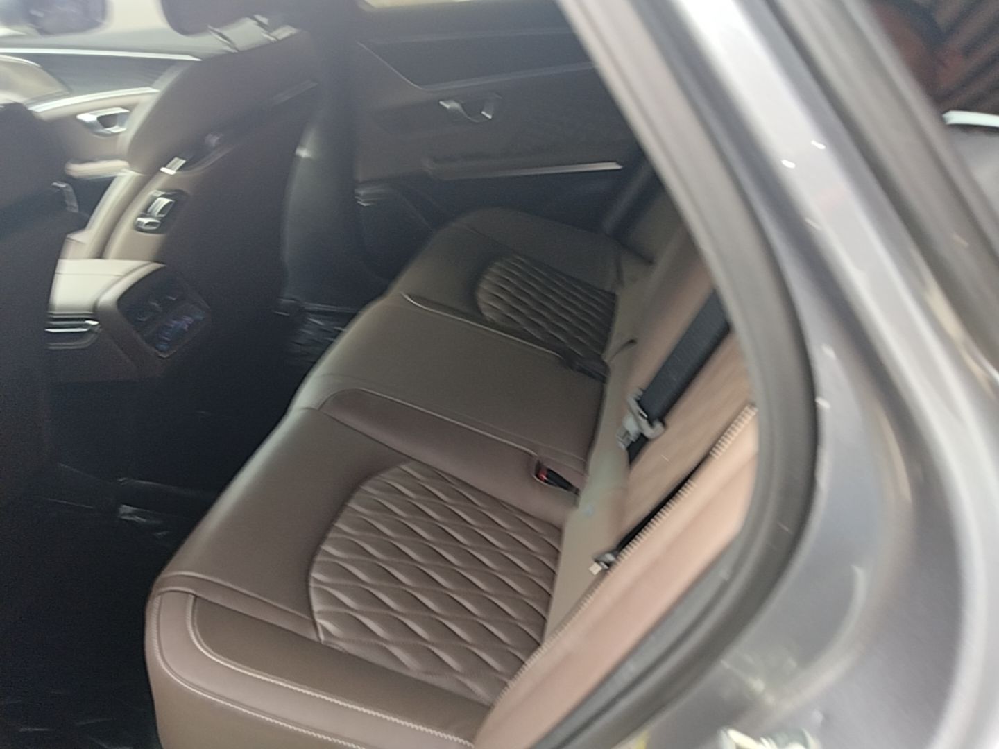 BYD Han 2023 DM-i Champion Edition 121KM Prestige Model - Prestige — снимка 20