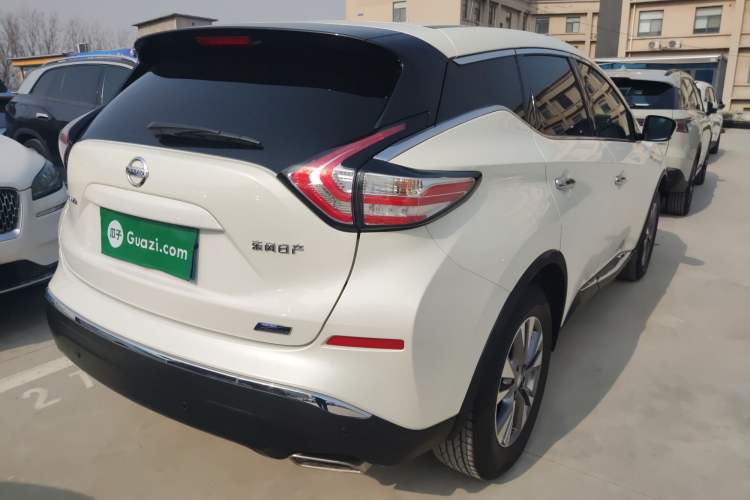 Used Nissan Murano 2021 2.5L XE Two-Wheel Drive Elite Edition