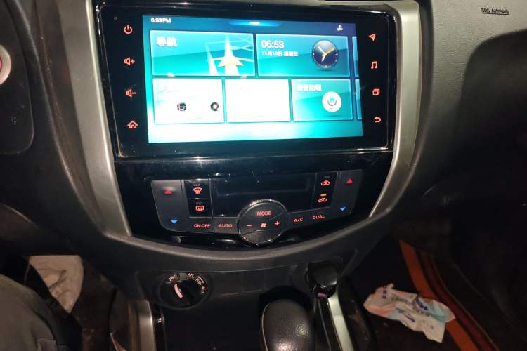 Used Nissan Navara 2021 2.5L Automatic 4x4 Premium Version QR25