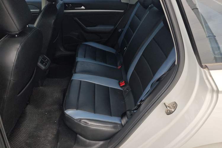 Used Volkswagen Lavida 2024 1.5L Automatic DeYi Edition Left Rear Seat