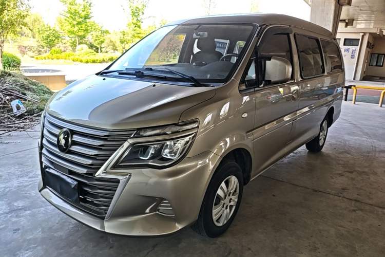 Used FORTHING Lingzhi 2022 Striving Version M5L 2.0L Basic Model 9-Seater