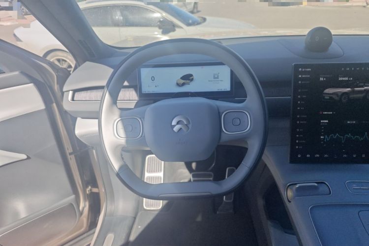 Used Nio ES8 2024 75 kWh Executive Edition
