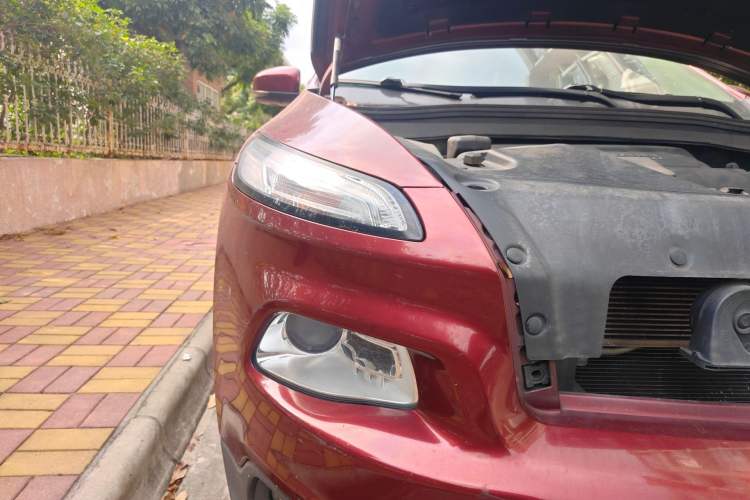 Used Jeep Cherokee 2017 2.4L Leading Smart Edition Exterior 3