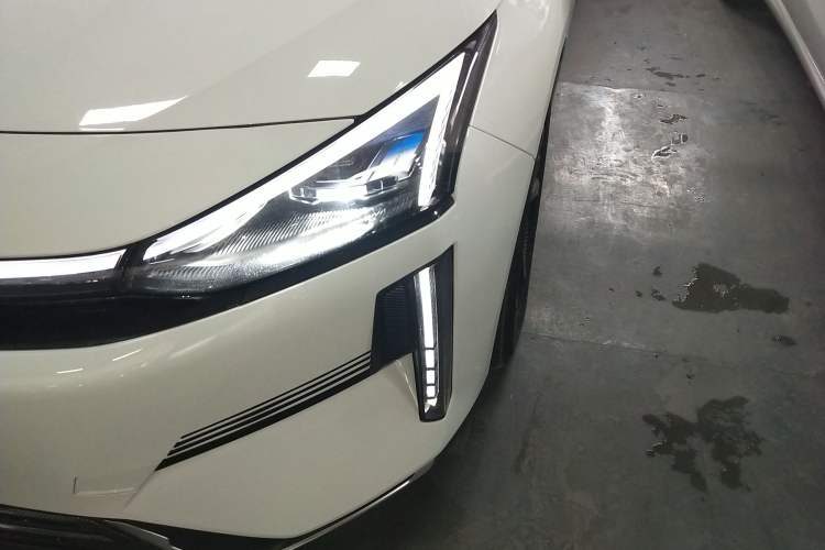 Used Geely Galaxy L6 2023 125km MAX