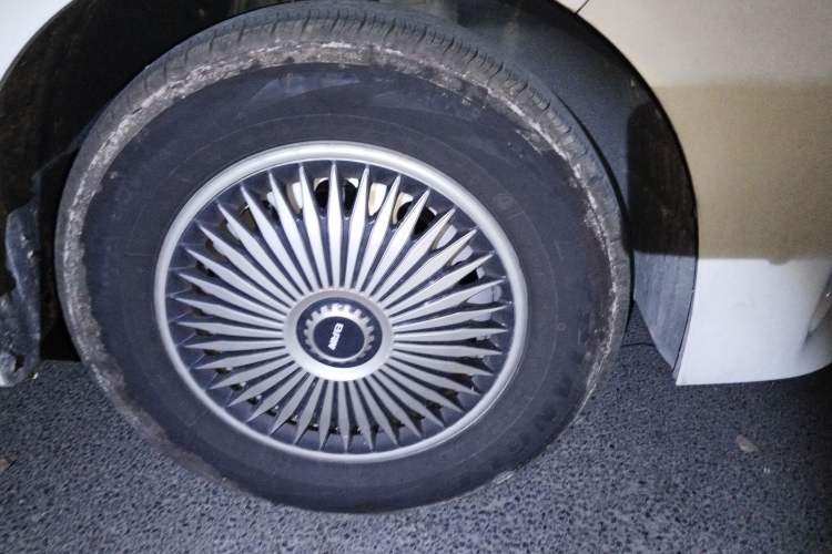 Used BAW Ruisheng Ace M7 2025 2.0L Manual Long Wheelbase Comfort Version 6/7 Seats
