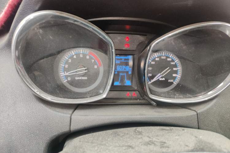 Used FAW Yingzhi G3 2014 1.5L Manual Zhihao Edition Odometer Close Up