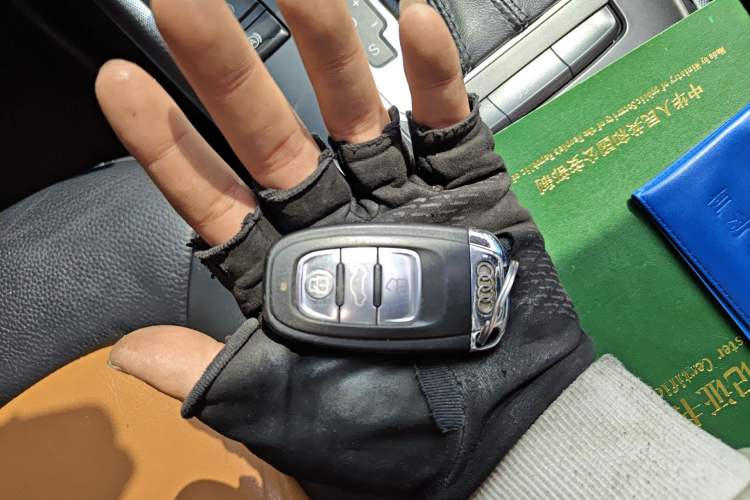 Used Audi A4L 2011 2.0 TFSI Standard Model
