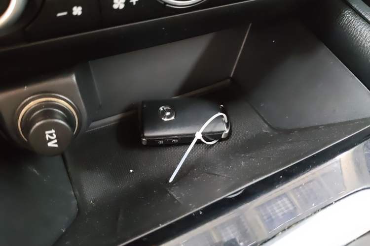 Used Mazda CX-5 2024 2.0L Automatic Two-Wheel Drive ZhiShang Version Vehicle Key