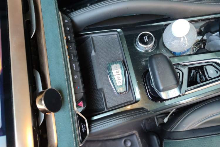 Used Geely Auto Monjaro L 2021 2.0TD DCT EVO Two-Wheel-Drive Flagship Version