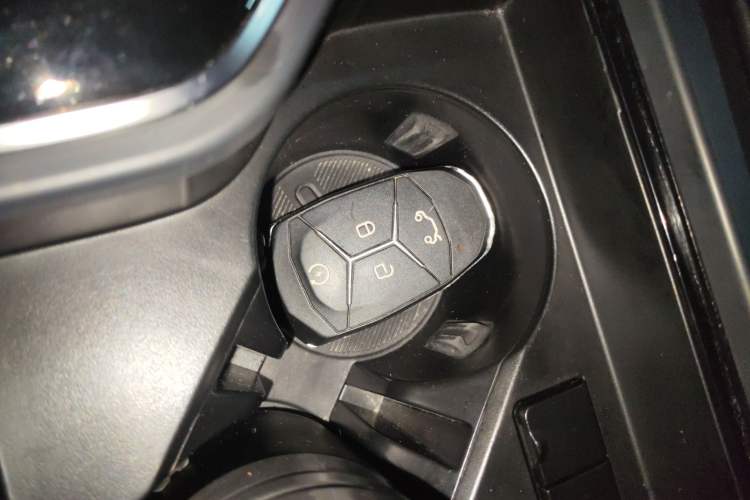 Used Lynk & Co 02 Hatchback 2022 2.0TD Pro
