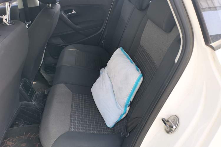 Used Volkswagen Polo 2014 1.6L Automatic Comfort Edition