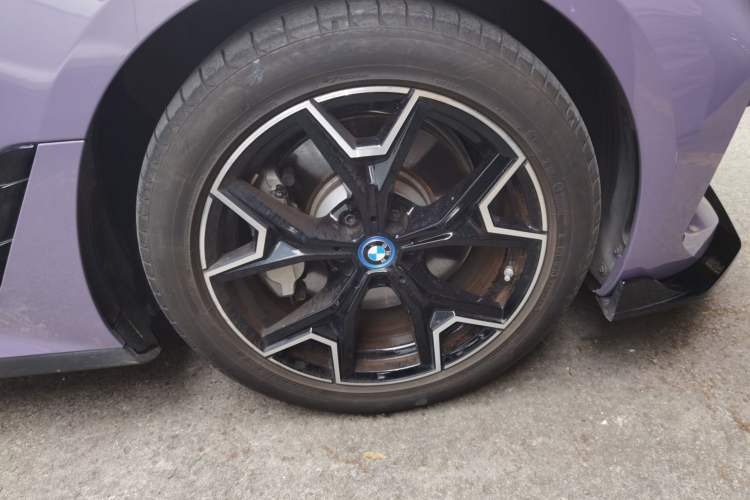 Used BMW i3 2023 eDrive 40 L Midnight Edition