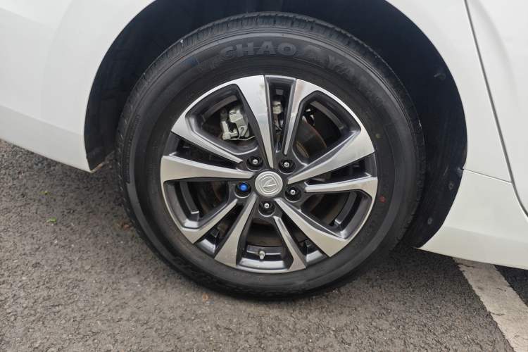 Used CHANGAN Eado 2020 PLUS Million Edition 1.6L GDI CVT Luxury Model Right Rear Wheel Hub