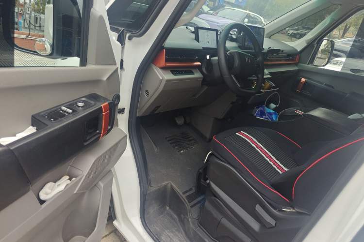 Used Farizon Super VAN 2024 Zhifu Edition Mid-Axle Mid-Roof 68 kWh
