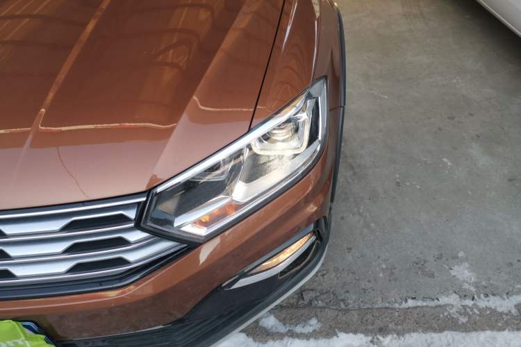 Used Volkswagen C-TREK 2017 230TSI DSG Luxury Model
