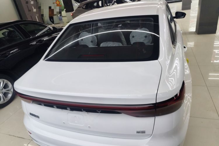 Used Geely Auto Emgrand 2025 4th Generation 1.5L CVT Luxury Version
