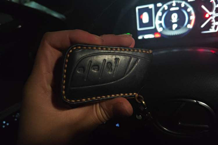 Used Lexus ES 2023 200 Excellence Edition
