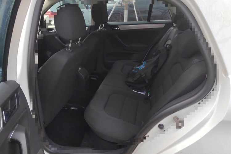 Used Volkswagen Bora 2015 Qihui Edition 1.6L Automatic Fashion Model Left Rear Seat