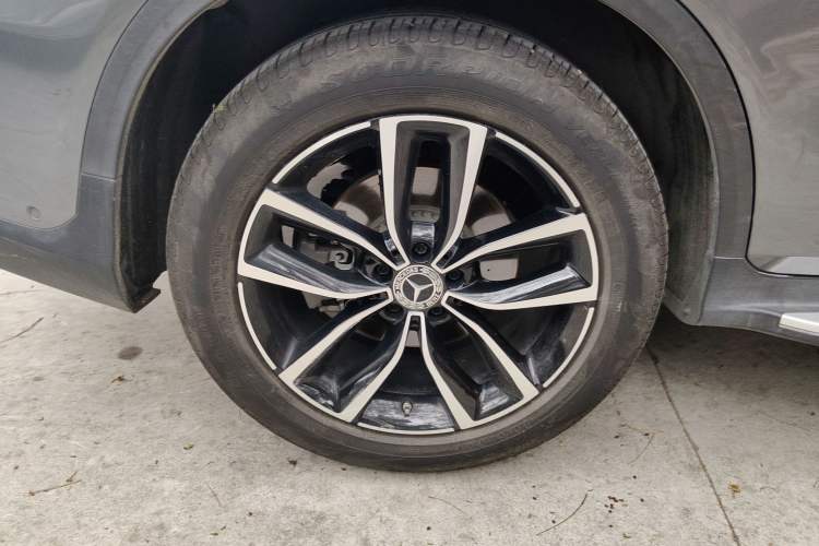 Used Mercedes-Benz GLC 2020 Facelift GLC 300 L 4MATIC Dynamic Edition Right Rear Wheel Hub