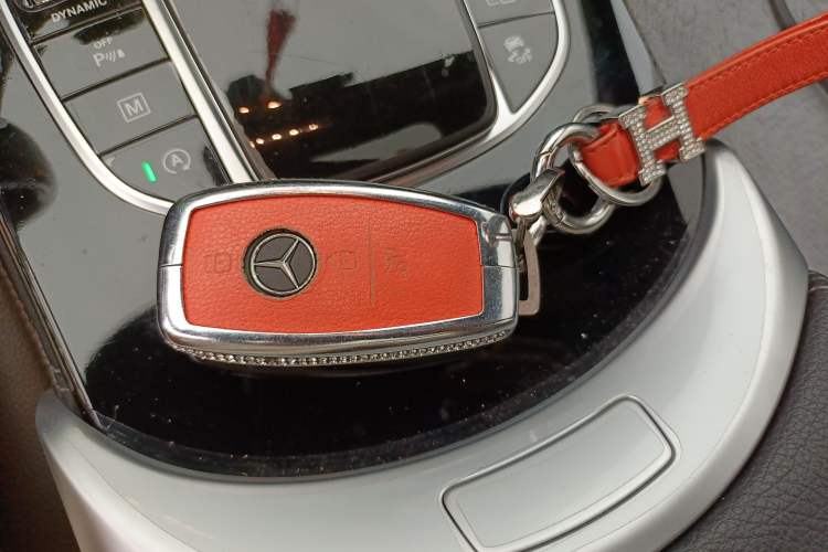 Used Mercedes-Benz GLC 2021 GLC 260 L 4MATIC Dynamic Edition Vehicle Key