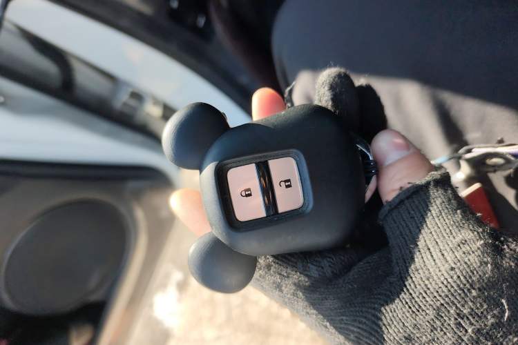 Used Honda Vezel 2016 1.8L CVT Front-Wheel Drive Pioneer Edition