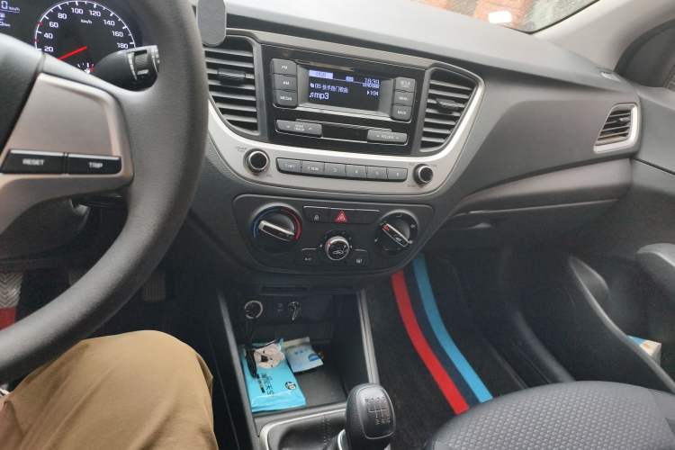 Used Hyundai Verna (new generation) 2016 1.4L Manual Cool Edition GLS
