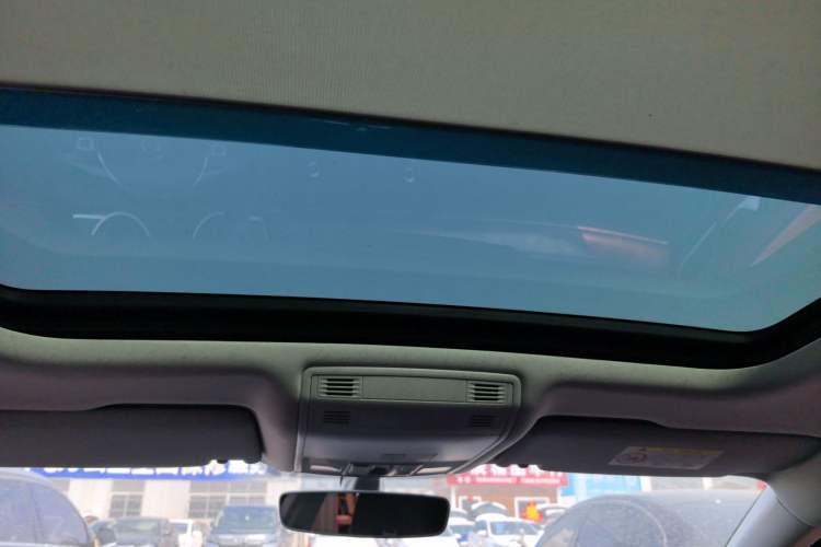 Used Volkswagen Magotan 2018 Facelift 330TSI DSG Luxury Model
