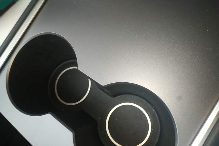 Used Tesla Model Y 2024 Rear-Wheel-Drive Version