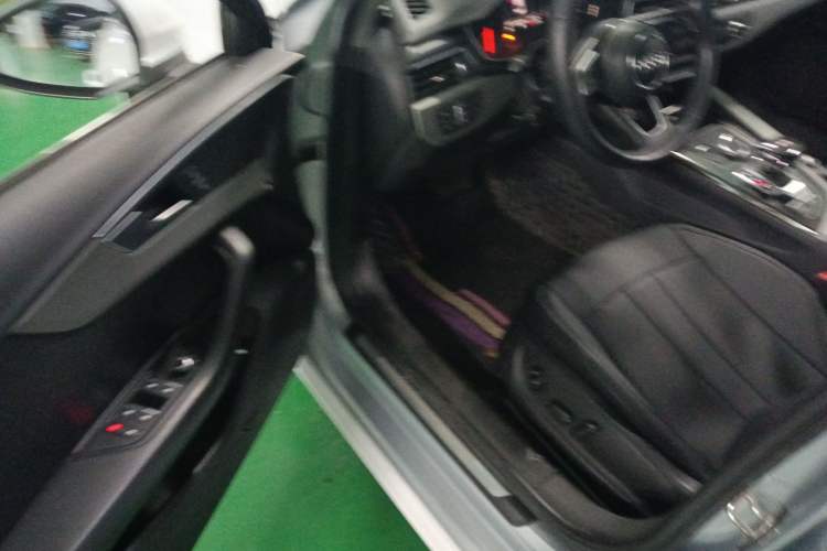 Used Audi A4L 2017 Plus 40 TFSI Ambition Model Driver Seat