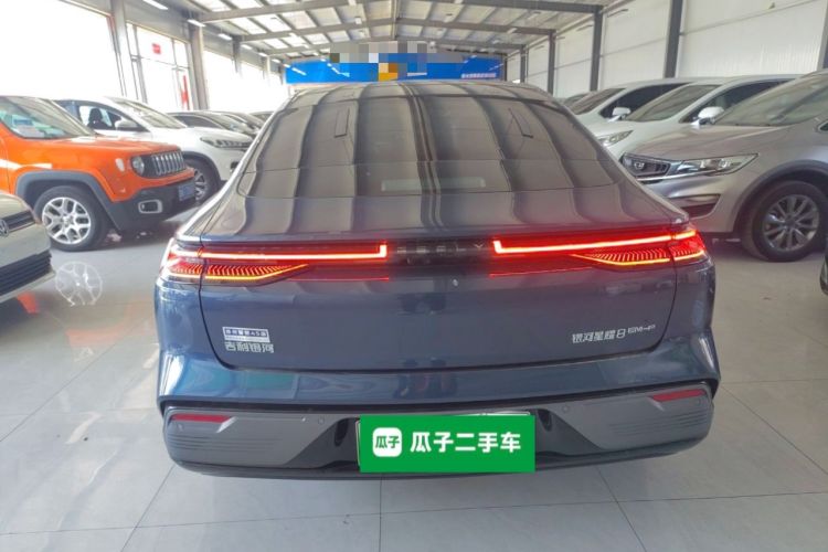 Used Geely Galaxy 8 2025 130km EM-P Starship Edition