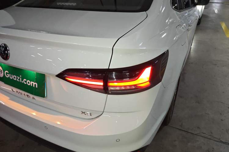 Used Volkswagen Lavida 2023 New Sharp 1.5L Automatic Excellent New Edition