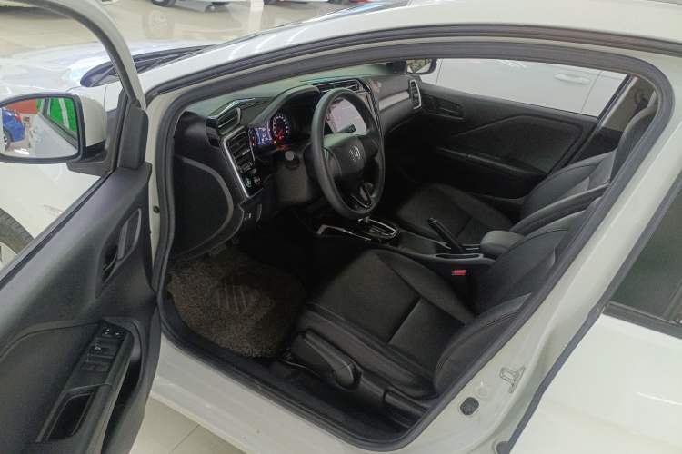 Used Honda Gienia 2017 1.5L CVT Comfort Version