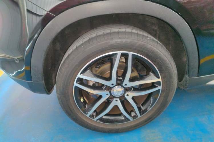 Used Mercedes-Benz GLA 2016 GLA 220 4MATIC Fashion Edition Right Rear Wheel Hub