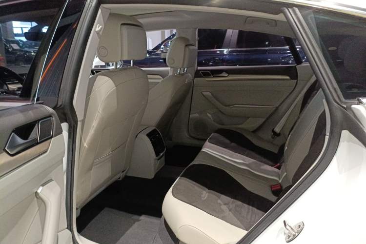 Used Volkswagen FAW-Volkswagen CC 2019 330TSI Huayan Edition China VI