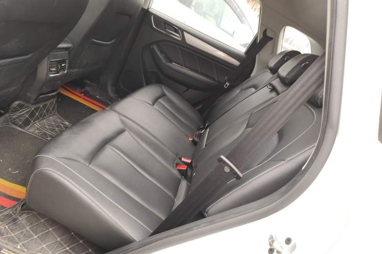 Used Roewe RX5 2018 20T Two-Wheel Drive Automatic Internet Smart Edition