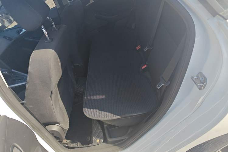 Used Ford Focus 2015 Hatchback 1.6L Automatic Comfort Model
