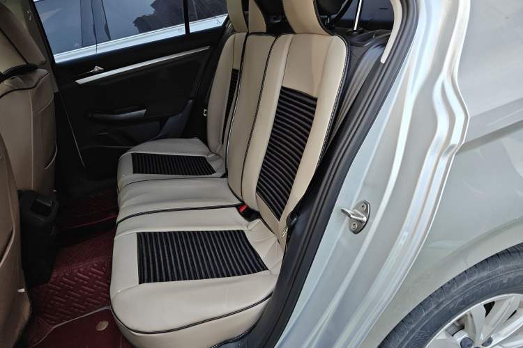 Used Volkswagen Bora 2021 1.5L Automatic Fashionable Smart Connectivity Version Left Rear Seat