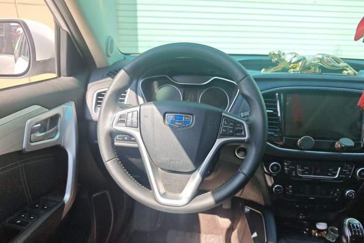 Used Geely Auto Vision X6 2016 1.8L Manual Luxury Model