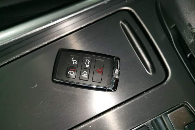 Used Land Rover Range Sport 2020 3.0 L6 SE
