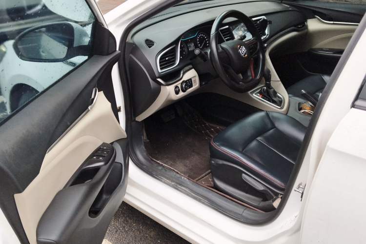 Used Buick GT 2016 15N Automatic Entry-Level Trim